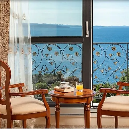 Cvita Hotel 4*